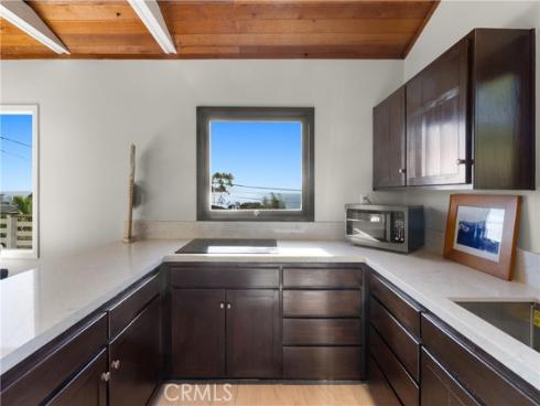 31955 10th Avenue, Laguna Beach, CA