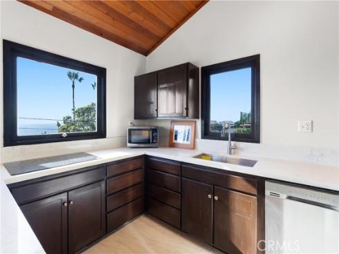 31955 10th Avenue, Laguna Beach, CA