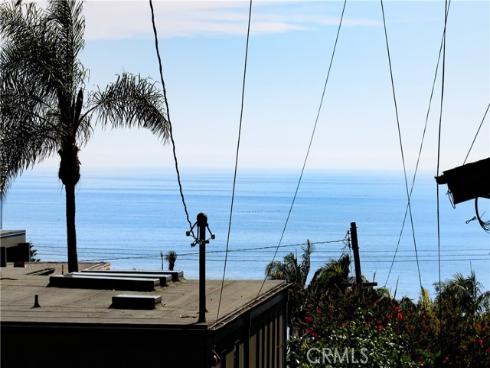 2130 Glenneyre Street, Laguna Beach, CA
