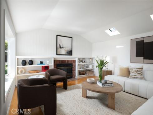 2130 Glenneyre Street, Laguna Beach, CA