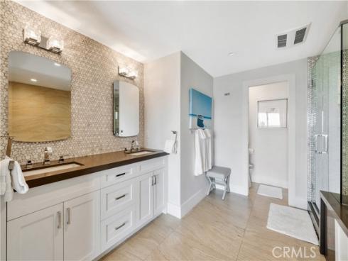 920 Quivera Street, Laguna Beach, CA