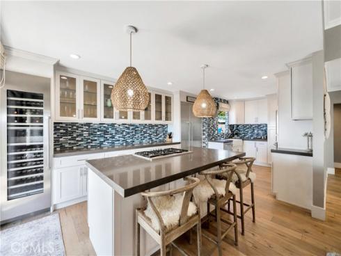 920 Quivera Street, Laguna Beach, CA