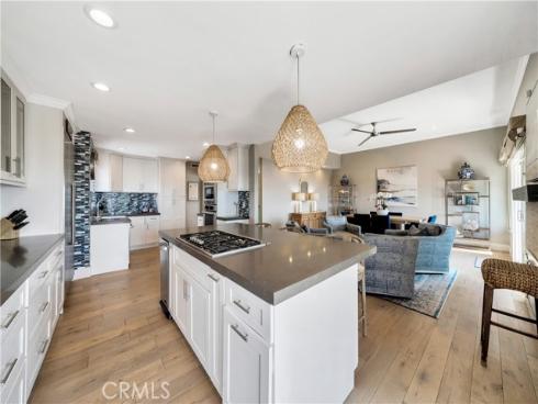 920 Quivera Street, Laguna Beach, CA