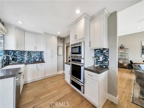 920 Quivera Street, Laguna Beach, CA