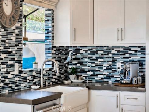 920 Quivera Street, Laguna Beach, CA