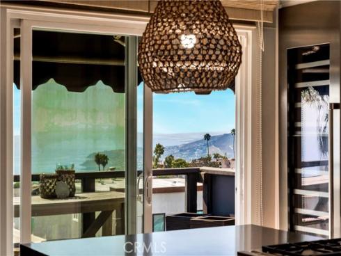 920 Quivera Street, Laguna Beach, CA