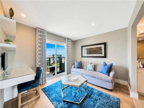 920 Quivera Street, Laguna Beach, CA