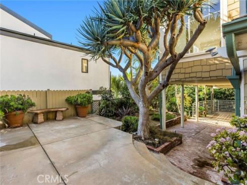 31777 5th Avenue, Laguna Beach, CA