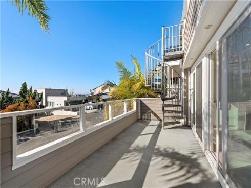 1020 La Mirada Street, Laguna Beach, CA