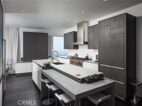 704 Nyes Place, Laguna Beach, CA