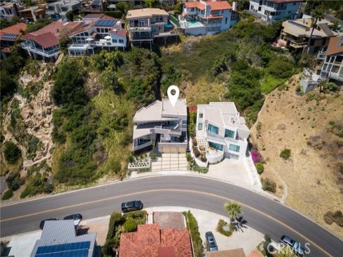 704 Nyes Place, Laguna Beach, CA