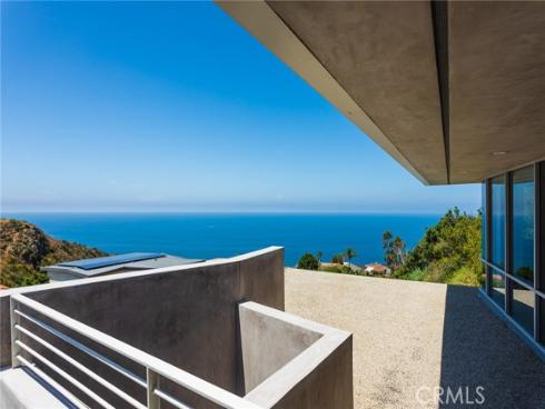 704 Nyes Place, Laguna Beach, CA