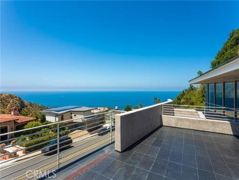 704  Nyes   Place, Laguna Beach, CA