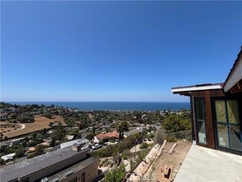 1015 Madison Place, Laguna Beach, CA