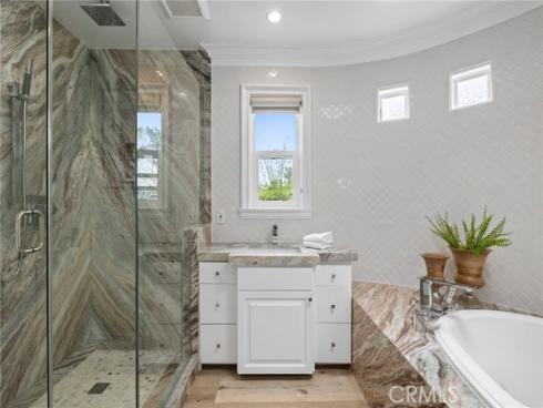 1500 Caribbean Way, Laguna Beach, CA