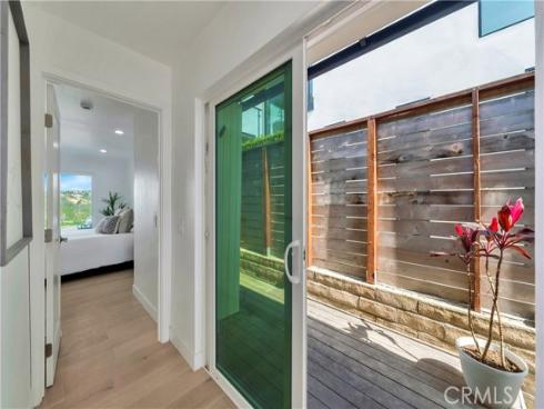 1596 Del Mar Avenue, Laguna Beach, CA
