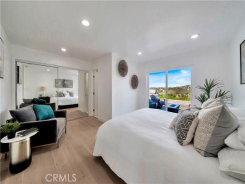 1596 Del Mar Avenue, Laguna Beach, CA