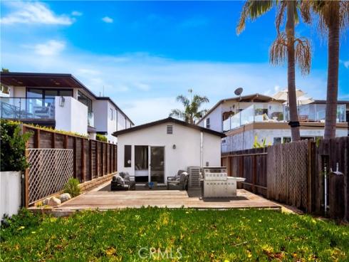 1596 Del Mar Avenue, Laguna Beach, CA