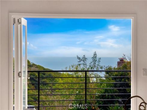 1596 Del Mar Avenue, Laguna Beach, CA