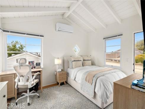 660 Anita Street, Laguna Beach, CA