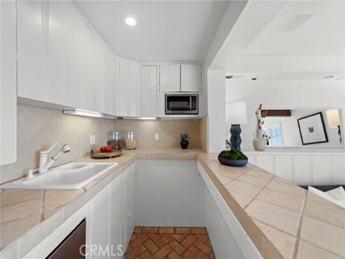 31971 So Coast Hwy , Laguna Beach, CA