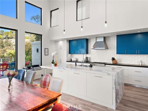 2590 Park Avenue, Laguna Beach, CA