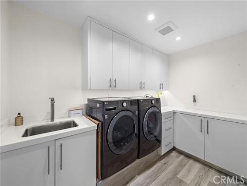 2590 Park Avenue, Laguna Beach, CA