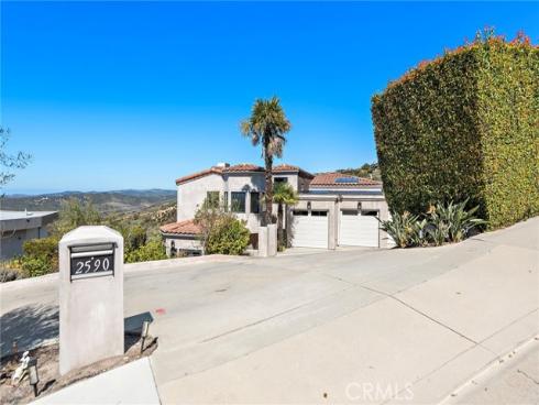 2590  Park   Avenue, Laguna Beach, CA