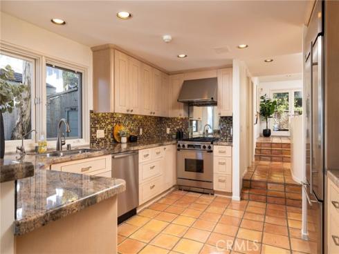 32006 Sunset Avenue , Laguna Beach, CA