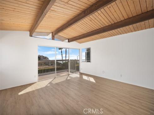 1744 Del Mar Avenue, Laguna Beach, CA