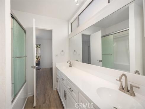 1744 Del Mar Avenue, Laguna Beach, CA