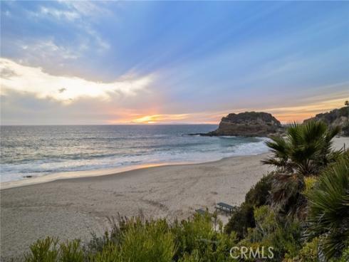 25  Bay   Drive, Laguna Beach, CA