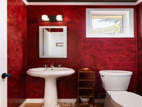 31953 10th Avenue, Laguna Beach, CA