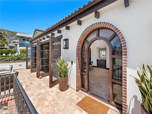 1292  Cliff   Drive, Laguna Beach, CA