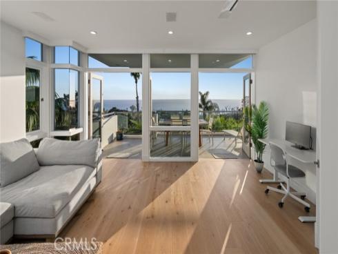 1061 Skyline Drive, Laguna Beach, CA