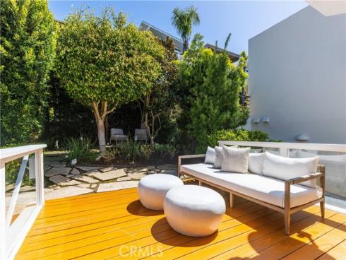 968 Acapulco Street, Laguna Beach, CA