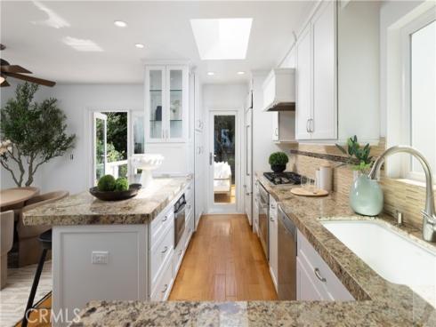 968 Acapulco Street, Laguna Beach, CA