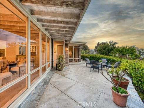 22311 3rd Avenue, Laguna Beach, CA