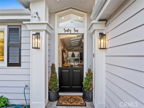 66 S La Senda Drive , Laguna Beach, CA