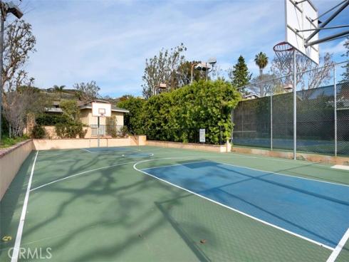 66 S La Senda Drive , Laguna Beach, CA