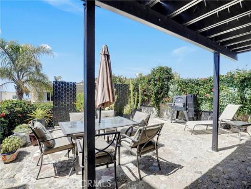 883 Santa Ana Street, Laguna Beach, CA