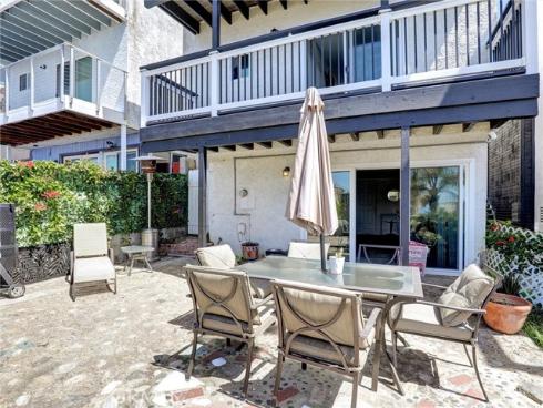 883 Santa Ana Street, Laguna Beach, CA