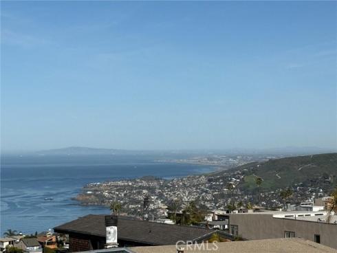 883 Santa Ana Street, Laguna Beach, CA