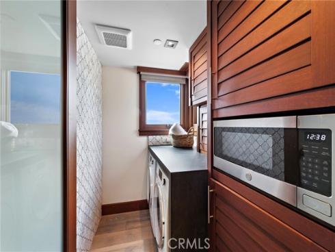 31678 Seacliff Drive, Laguna Beach, CA