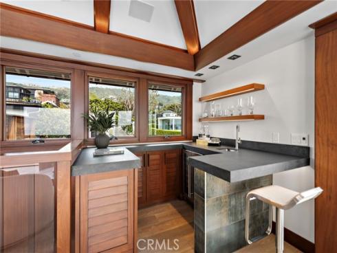 31678 Seacliff Drive, Laguna Beach, CA