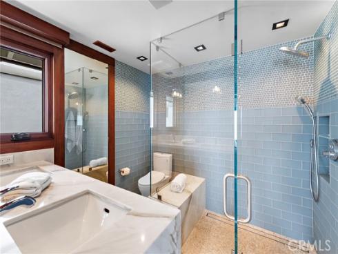 31678 Seacliff Drive, Laguna Beach, CA