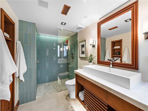 31678 Seacliff Drive, Laguna Beach, CA