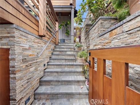 31678 Seacliff Drive, Laguna Beach, CA