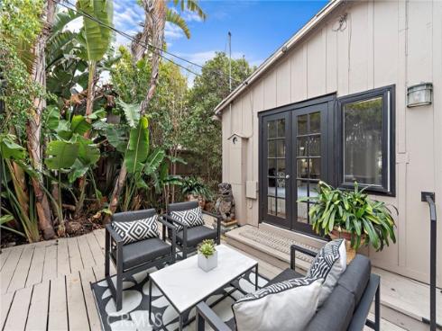1056 Glenneyre Street, Laguna Beach, CA