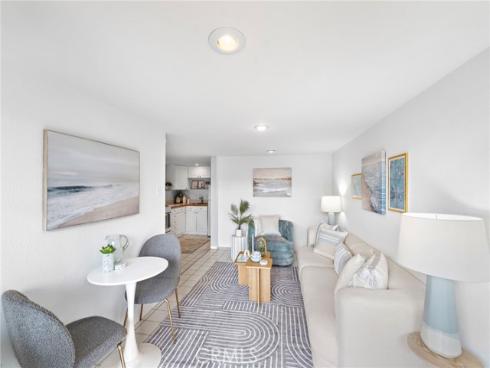 1056 Glenneyre Street, Laguna Beach, CA